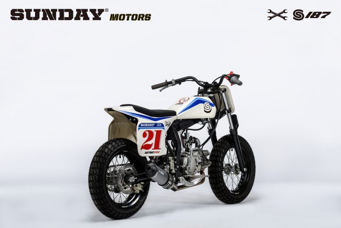 SUNDAY FLAT TRACK S187